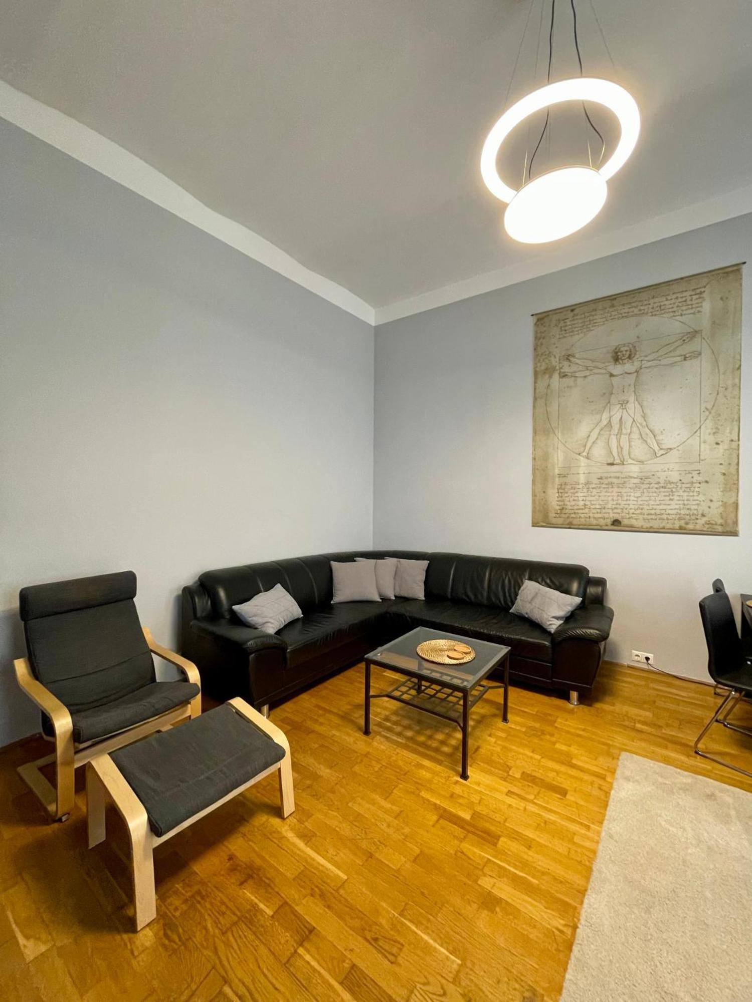 Alice Apartment - Andrassy Street بودابست المظهر الخارجي الصورة